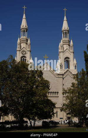 ESTADOS UNIDOS. SAN FRANCISCO. Vista de la Iglesia de los Santos PEDRO Y PABLO, en Washington Square. Estado de California. Foto Stock