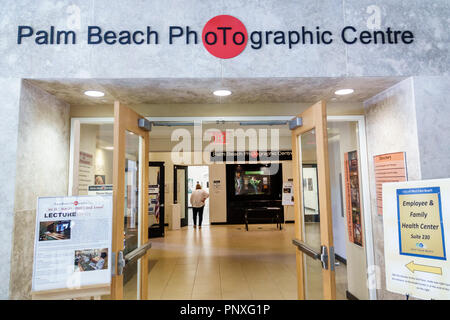 West Palm Beach Florida, Palm Beach Photographic Center, centro, ingresso frontale, fotografia, FL1802212096 Foto Stock