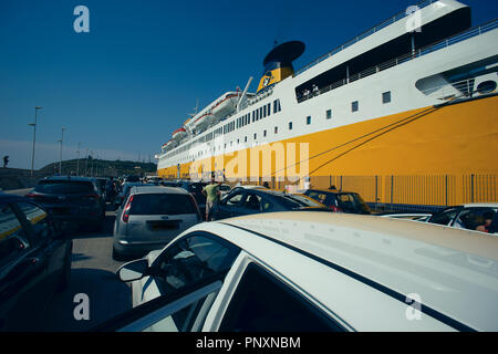 Traghetti Sardegna nel Piombino Porto, Toscana, Italia Foto Stock