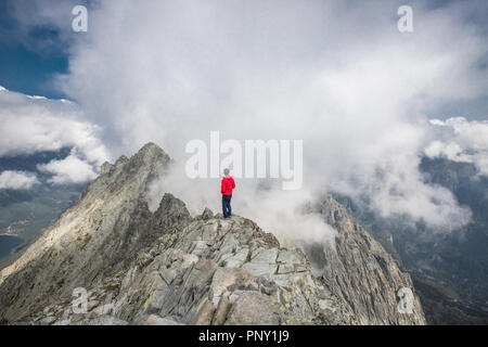 Vetta del Monte Rysy nelle montagne Tatra Foto Stock