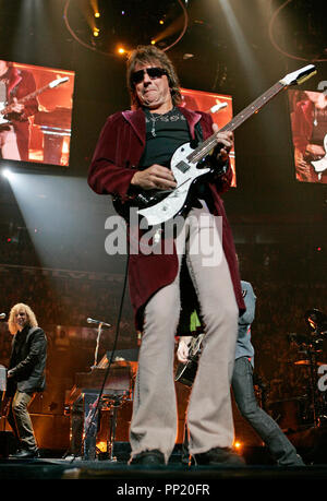 Richie Sambora con Bon Jovi esegue in concerto al BankAtlantic Center di Sunrise, Florida il 26 aprile 2008. Foto Stock