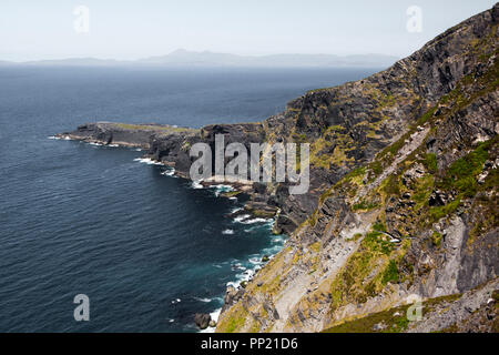 L'Isola di Valentia (in gaelico Dairbhre), ad ovest dell'Irlanda. Penisola di Iveragh (Contea di Kerry). Ponte situato in Portmagee. Knightstown traghetto Foto Stock