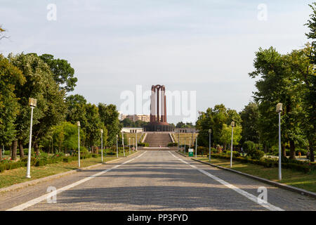 La nazione è memoriale degli eroi, Carol Park, sede della tomba del Milite Ignoto, Bucarest, Romania. Foto Stock