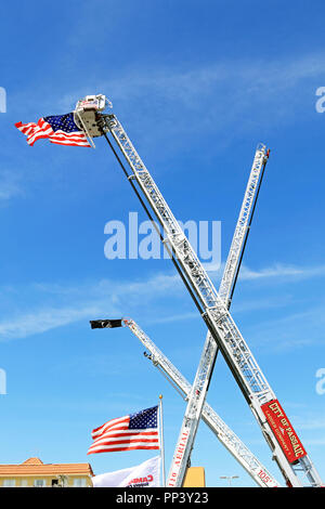 Autoscale ponendo al 2018 New Jersey Membro per vigili del fuoco convenzione, Wildwood, New Jersey, STATI UNITI D'AMERICA Foto Stock