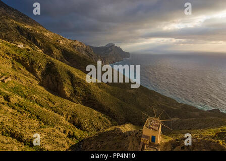 Grecia KARPATHOS Island, Olympos. questo villaggio nel nord di Karpathos è chiamato il più bel villaggio della Grecia. Foto Stock