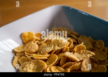 Fiocchi di mais in una ciotola Foto Stock