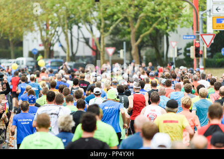 Karlsruhe, Germania. 23 Sep, 2018. Inizio funzione. GES/Atletica/Baden-Marathon, 23.09.2018 | Utilizzo di credito in tutto il mondo: dpa/Alamy Live News Foto Stock