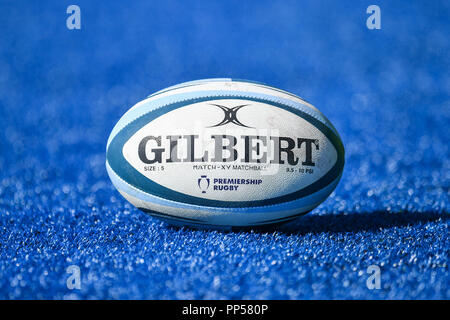Londra, Regno Unito. 23 Sett 2018. Gazzetta match ball durante la Premiership Gallagher match tra Saraceni e Gloucester Rugby presso Allianz Park domenica, 23 settembre 2018. Londra Inghilterra. (Solo uso editoriale, è richiesta una licenza per uso commerciale. Nessun uso in scommesse, giochi o un singolo giocatore/club/league pubblicazioni.) Credito: Taka Wu/Alamy Live News Foto Stock