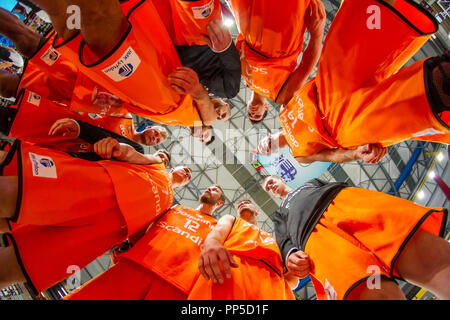 Torrejón de Ardoz, Spagna. Il 22 settembre, 2018. Norrköping delfini durante Norrköping delfini vittoria su Movistar Estudiantes (69 - 71) nel basket FIBA Champions League qualification round 1 gioco 2 celebrato nel Pabellón Jorge Garbajosa in Torrejón de Ardóz, Madrid (Spagna). Il 22 settembre 2018. Credito: Juan Carlos García Mate/Pacific Press/Alamy Live News Foto Stock