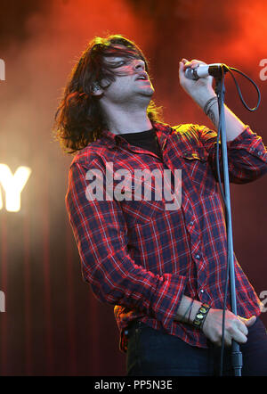 Adam Lazzara con tenendo indietro domenica esegue in concerto al Sound Advice Amphitheater di West Palm Beach in Florida il 10 agosto 2007. Foto Stock