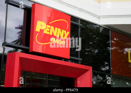 Un segno del logo al di fuori di un penny Markt retail drogheria a Vienna il 4 settembre 2018. Foto Stock