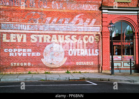 La piccola città di Jacksonville nel sud della Oregon è stato fondato durante un Gold Rush era nel 1851 e oggi la città è un Distretto Storico Nazionale. Foto Stock