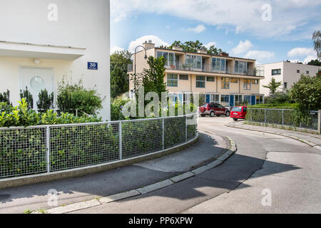 Il Werkbundsiedlung a Vienna è un modello di alloggi in Vienna-Hietzing che è stato aperto nel 1932 e ora è in gran parte Di proprietà del Vienna City Admini Foto Stock