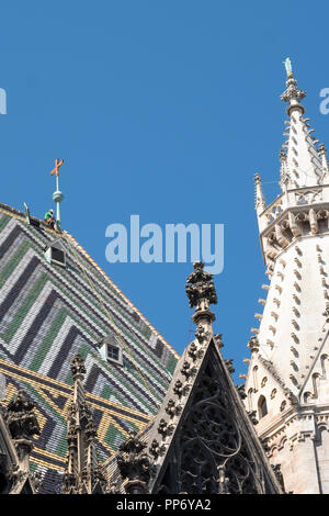 Donau City Tower la 'Donau City Tower' di Dominique Perrault e' con 250 m l'alto edificio piu' alto dell'Austria. Foto Stock