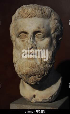 Sophocles (497-406 a.C.). Busto. Tragedian greca. Il marmo. Copia romana del I secolo dopo un originale greco del IV secolo A.C. Neues Museum. Berlino. Germania. Foto Stock