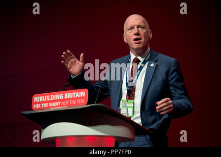 Liverpool, Regno Unito. 24Sep, 2018. Matt Wrack, Segretario Generale dei Vigili del Fuoco Unione (FBU), parla al Partito laburista conferenza in Liverpool. Credito: Russell Hart/Alamy Live News Foto Stock