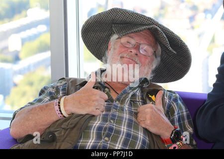 Bill Oddie, le prelibatezze: la completa collezione di BBC - DVD di lancio, BT Tower, London, Regno Unito, 24 settembre 2018, Foto di Richard Goldschmidt Credito: ricca di oro/Alamy Live News Foto Stock