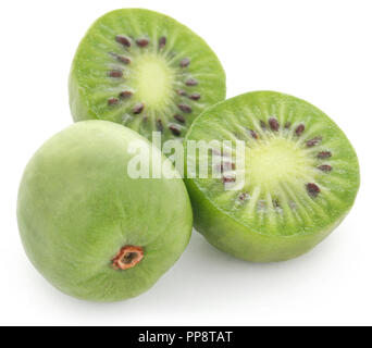 Actinidia arguta conosciuta come baby kiwi in Copenhagen, Danimarca Foto Stock