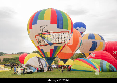 Messa di mongolfiere al ventottesimo Warsteiner Internationale Montgolfiade, 2018 in Warstein, Germania, per l'ultima Santa Messa di inizio del file WIM, Foto Stock