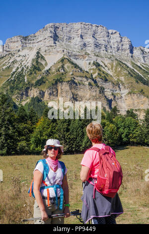 Escursioni in montagna, Chartreuse gamma, Isere, Francia Foto Stock