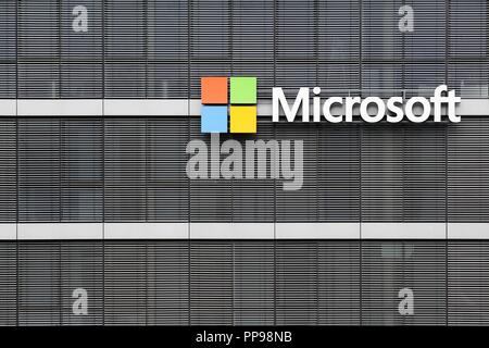 Colonia, Germania - Luglio 2, 2017:Microsoft office building. Microsoft è una multinazionale americana technology company Foto Stock