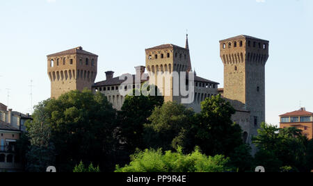 La Rocca di Vignola: un castello di Vignola si trova nella città dello stesso nome sulle rive del Panaro Foto Stock