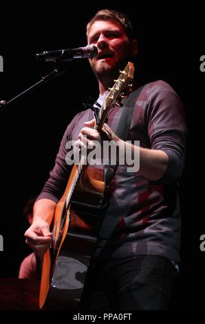 Liverpool,uk Westlife star Brian Mcfadden enbarks sulla carriera da solista a Liverpool Echo Arena credit Ian Fairbrother/Alamy Stock Foto Foto Stock