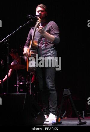 Liverpool,uk Westlife star Brian Mcfadden enbarks sulla carriera da solista a Liverpool Echo Arena credit Ian Fairbrother/Alamy Stock Foto Foto Stock