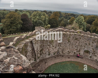 Cardiff, Regno Unito - 16 Settembre 2018: la vista del Castello di Cardiff Foto Stock