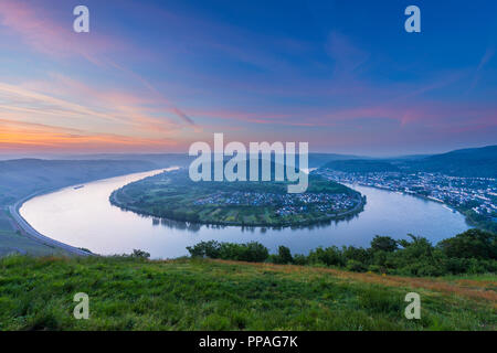 Ansa del fiume Reno presso Sunrise, Gedeonseck, Boppard, Rhein-Hunsrueck-distretto, Renania-Palatinato, Germania Foto Stock