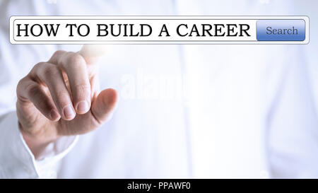 Close-up di una mano premendo con il dito su un virtuale pulsante della barra per la ricerca di informazioni su come costruire una carriera Foto Stock