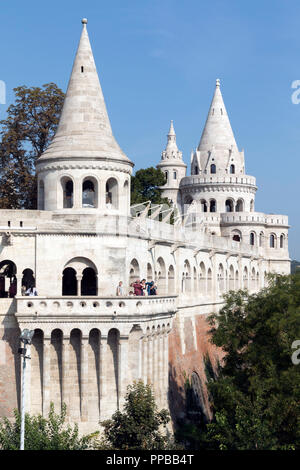 Fishermans Bastion sulla Collina del Castello Budapest Foto Stock