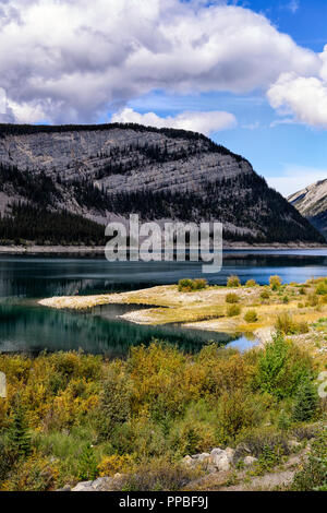 Spray serbatoio dei laghi, Kananaskis Alberta Canada Foto Stock