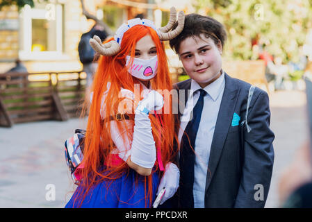 Settembre 22, 2018 Kiev, Ucraina, arte impianto piattaforma. festival della moderna cultura pop COMIC CON. Ragazza nel personaggio dei cartoni animati costume Foto Stock