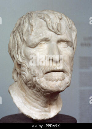 Pseudo-Seneca. Busto identificato con il filosofo romano Seneca durante molto tempo. Esso può rappresentare il poeta greco Esiodo (ca. 700 BC). Copia romana della perdita della scultura di età ellenistica. Busto romano. British Museum. Londra, Inghilterra. Foto Stock