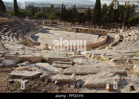 Arte greche. Il Teatro di Dioniso. Costruito al piede dell'Acropoli.( V a.C.). Atene. La Grecia. L'Europa. Foto Stock