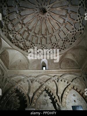 A Tordesillas. Royal Convento di Santa Chiara. Il XIV secolo. Particolare di una camera decorata in stile mudéjar. Provincia di Valladolid Castiglia e Leon, Spagna. Foto Stock