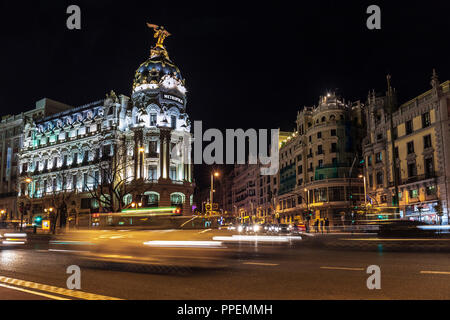 Il Metropolis edificio a Gran Via a Madrid, Spagna Foto Stock