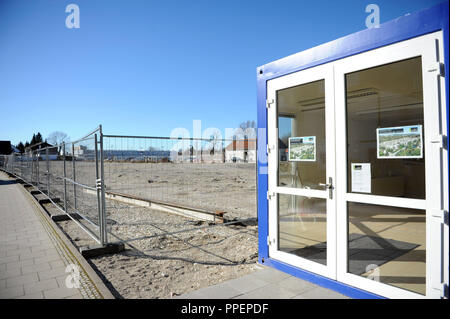 Nuova area residenziale a Lohhofer stazione ferroviaria a Unterschleissheim, Monaco di Baviera, Germania, 2014 Foto Stock