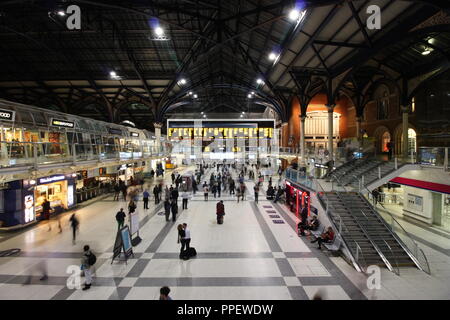 Dalla stazione di Liverpool Street a Londra Foto Stock