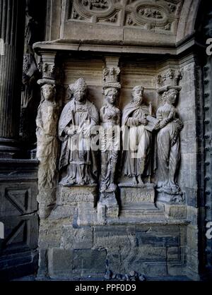 DETALLE DE LA PORTADA PRINCIPAL DE LA CATEDRAL de Nuestra Señora de la huerta - SIGLO XVI. Posizione: Catedral de Nuestra Señora de la huerta. TARAZONA. Saragozza Zaragoza. Spagna. Foto Stock