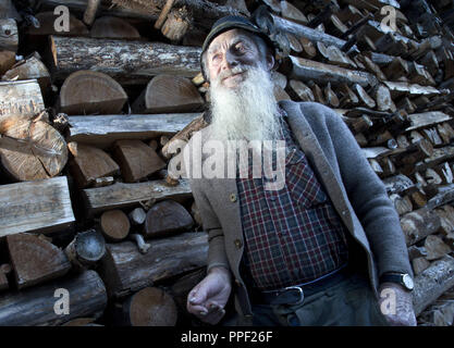 Ritratto di guida di alta montagna e membro della band Garmisch-Partenkirchen originale, Sepp inverno Foto Stock
