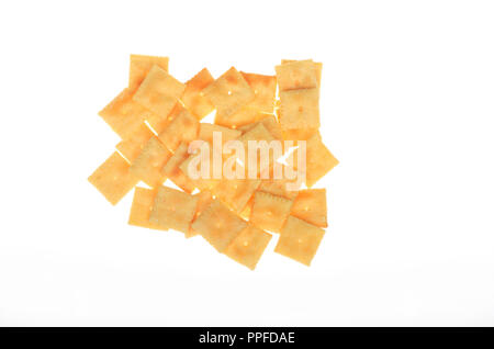Kellogg Company Cheez-it formaggio crackers realizzati con le loro sole biscotti divisione su sfondo bianco Foto Stock