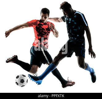 Due giocatori di calcio di uomini in studio silhouette isolati su sfondo bianco Foto Stock