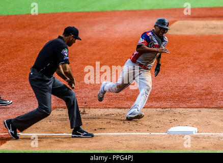 Abiatal Avelino de las Águilas Cibaeñas de Republica Dominicana .. Aspectos del segundo día de actividades de la Serie del Caribe con el partido de Foto Stock