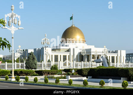 Palazzo presidenziale di Aşgabat, Turkmenistan Foto Stock