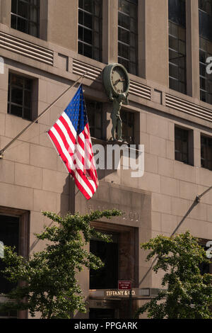 Tiffany & Co., Fifth Avenue, Midtown Manhattan, a New York City, Stati Uniti d'America Foto Stock