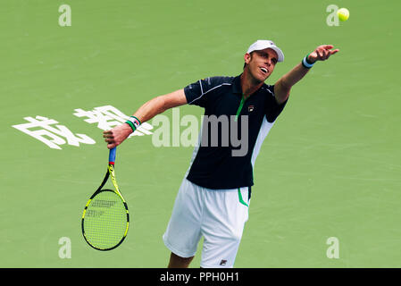 Chengdu Chengdu, in Cina. 26 Sep, 2018. Chengdu, Cina-American giocatore di tennis professionista Sam QUERREY sconfigge argentina di giocatore di tennis professionista Guido Pella 2-0 al 2018 ATP Open di Chengdu a Chengdu, southwest ChinaÃ¢â'¬â"¢s nella provincia di Sichuan, Settembre 25th, 2018. Credito: SIPA Asia/ZUMA filo/Alamy Live News Foto Stock