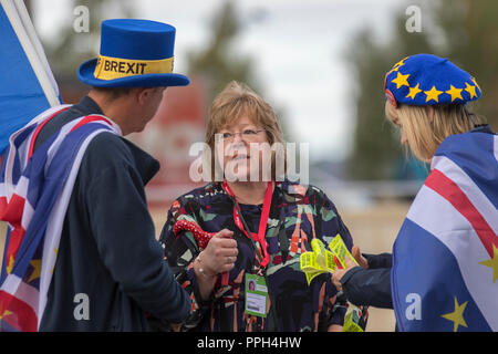 Liverpool, Merseyside, Regno Unito. 26 Sett 2018. Labour Party Conference. sostenitori, delegati, dimostranti, persone all'Echo Arena come la città le fasi della sua annuale evento politico. Credito; MediaWorldImages/AlamyLiveNews. Foto Stock