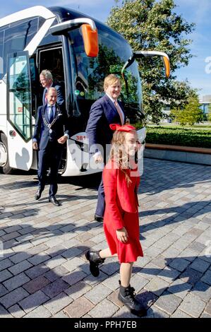 Hengelo, Paesi Bassi. 26 Sep, 2018. Re Willem-Alexander dei Paesi Bassi a hightechbedrijf Thales in Hengelo, il 26 settembre 2018, per partecipare alla conferenza annuale di organizzazione in rete De Maatschappij in occasione del suo centocinquantesimo anniversario come una tecnologia fotografica città : Albert Nieboer/ Paesi Bassi OUT/point de vue OUT | Credit: dpa/Alamy Live News Foto Stock